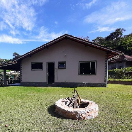 Casa Rosa Lumiar, Cachoeira Particular E Fazendinha Eksteriør billede