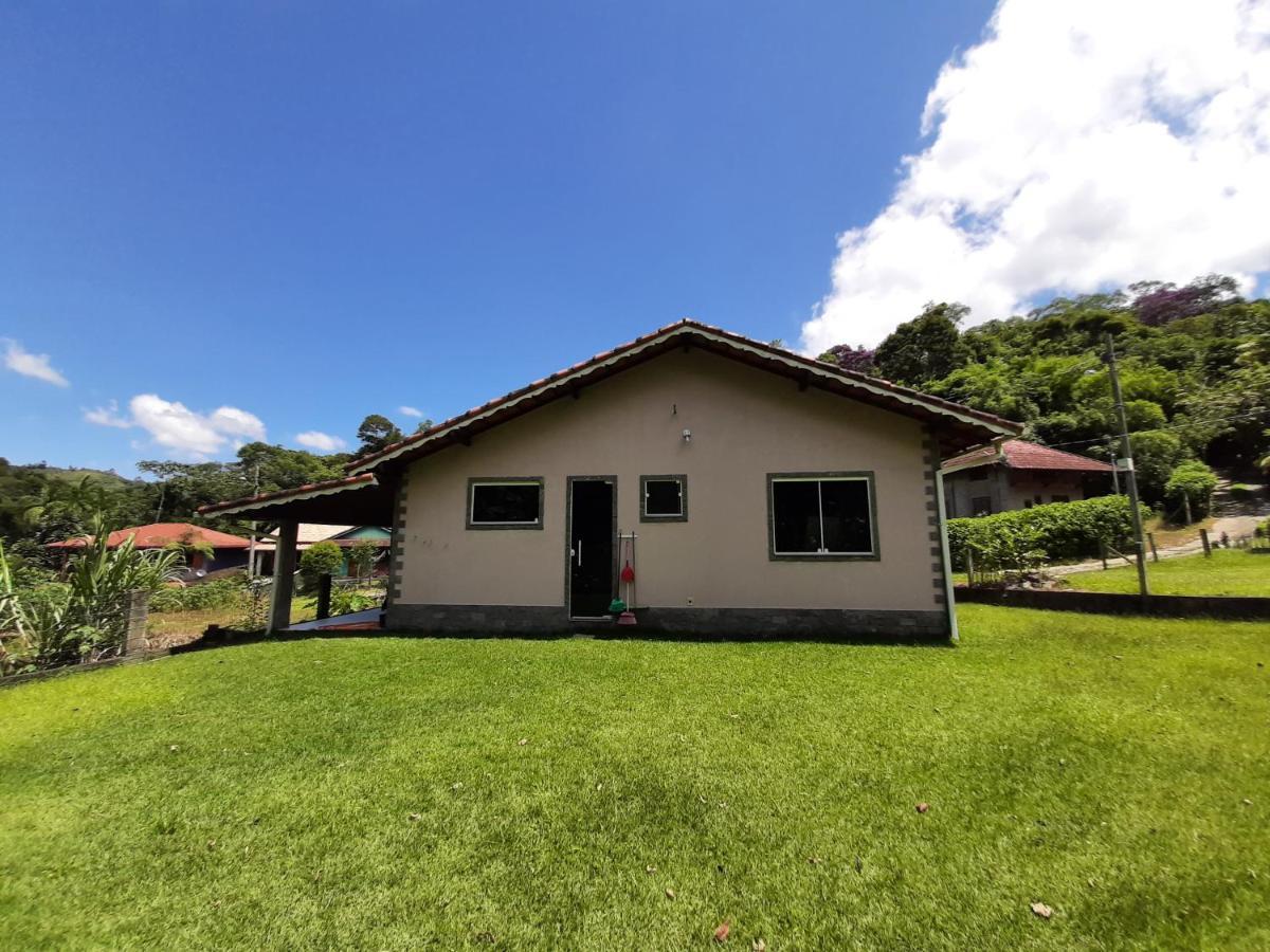 Casa Rosa Lumiar, Cachoeira Particular E Fazendinha Eksteriør billede